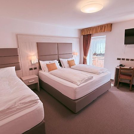Hotel Rosalpina Soraga Kültér fotó