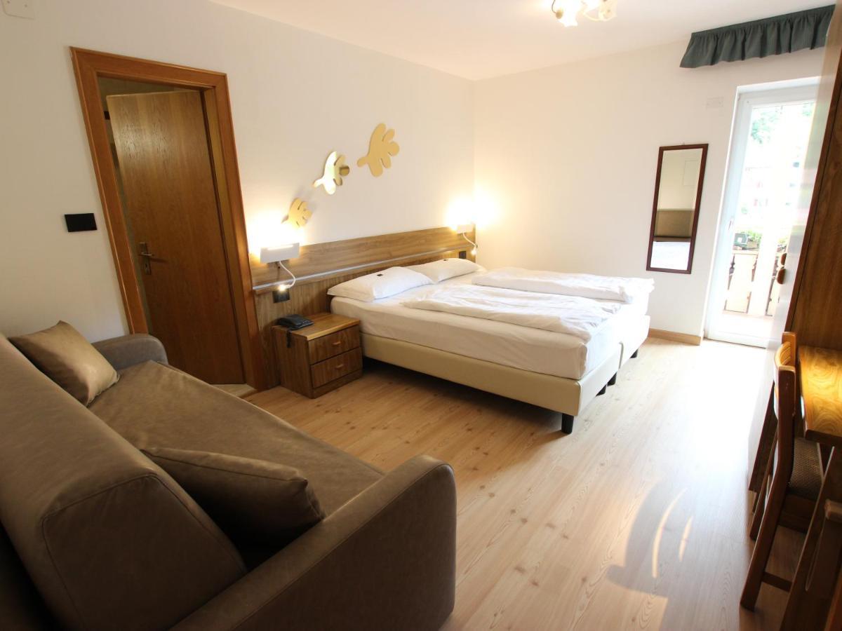 Hotel Rosalpina Soraga Kültér fotó