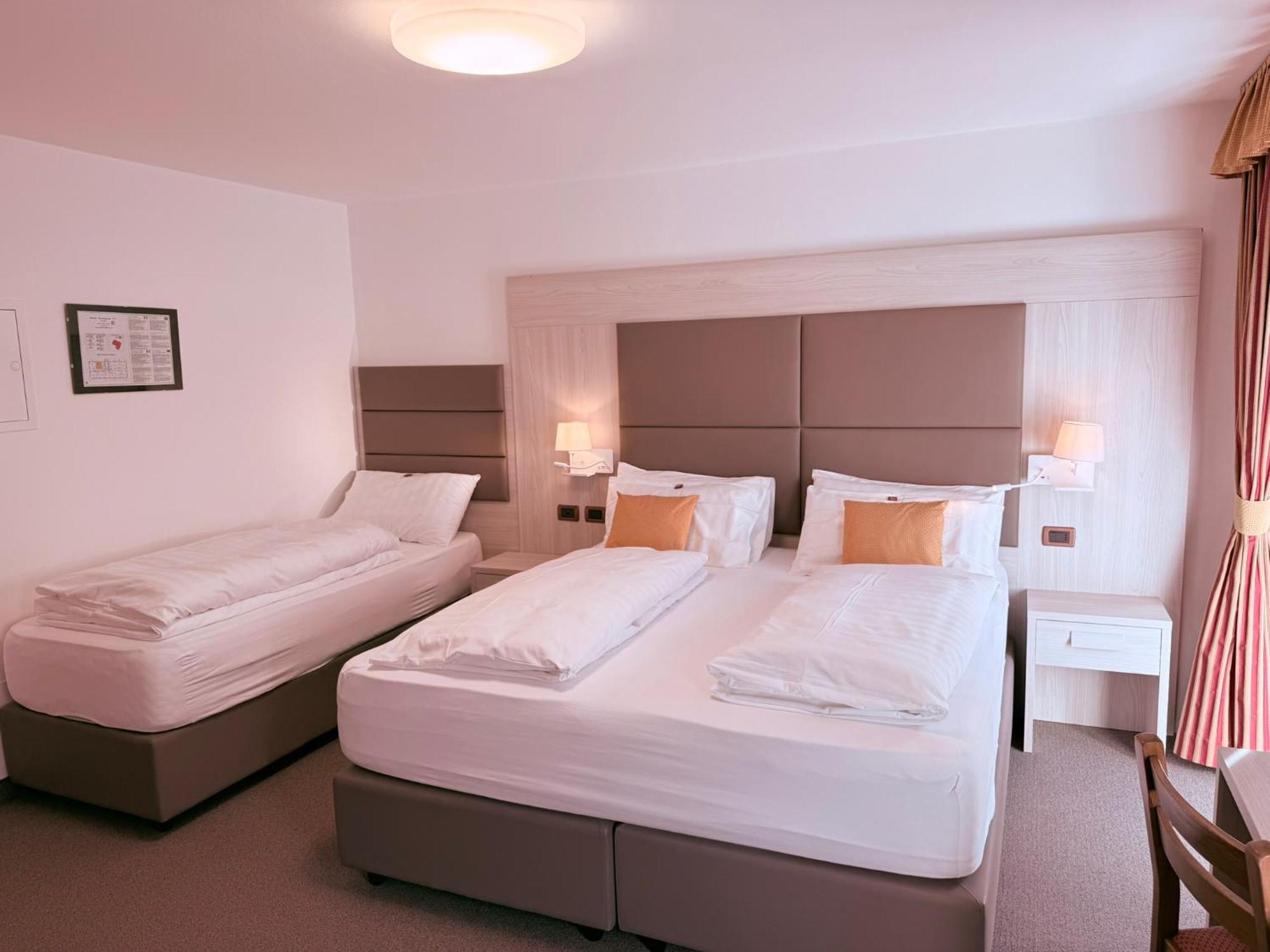 Hotel Rosalpina Soraga Kültér fotó