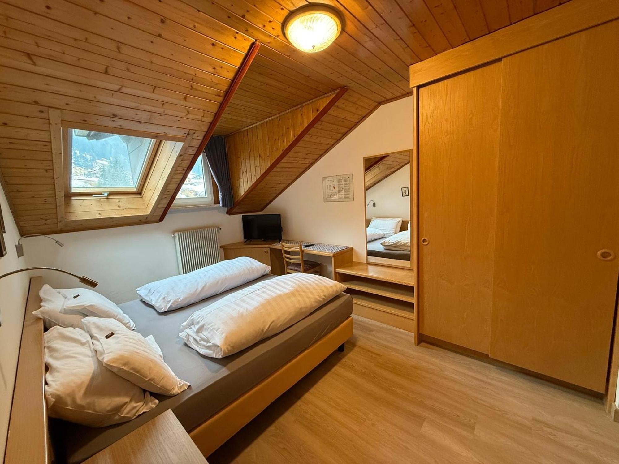 Hotel Rosalpina Soraga Kültér fotó