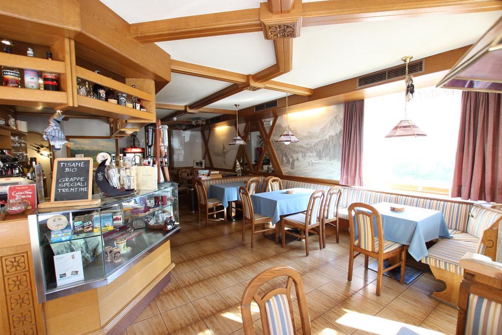 Hotel Rosalpina Soraga Kültér fotó