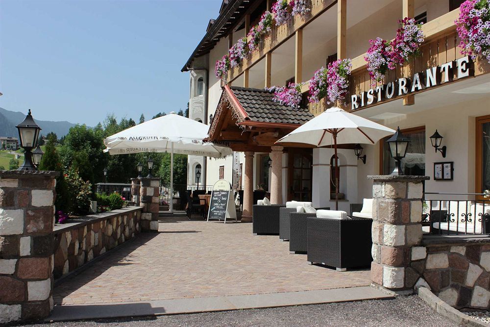 Hotel Rosalpina Soraga Kültér fotó