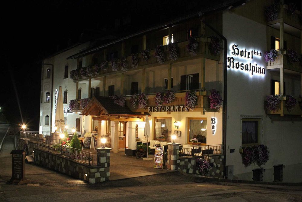 Hotel Rosalpina Soraga Kültér fotó