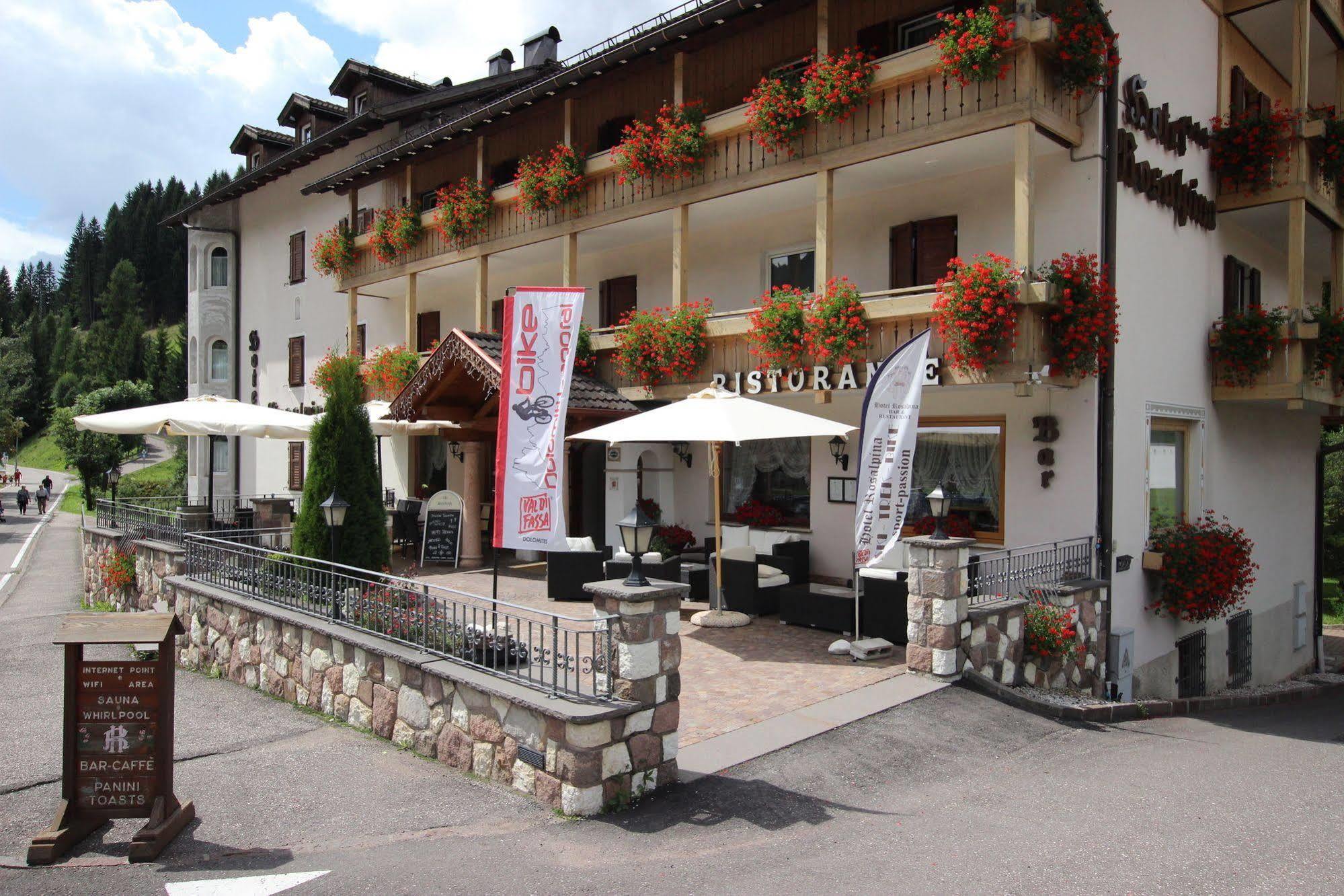 Hotel Rosalpina Soraga Kültér fotó